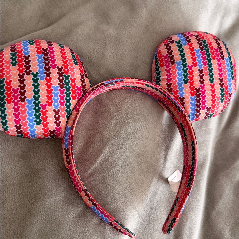 Vera Bradley ears! - Picture 2 of 3